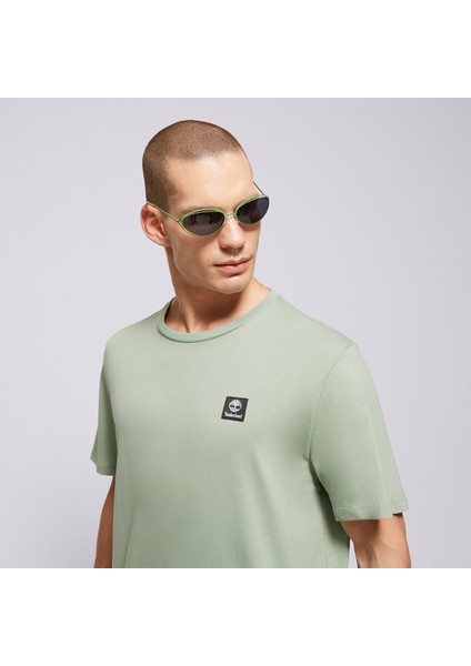 Woven Badge Erkek Yeşil Yuvarlak Yaka Tişört fırsatları