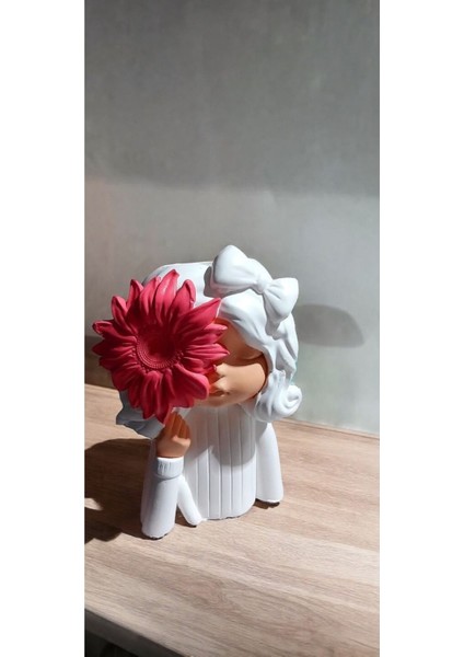 Papatyalı Kız Kırmızı Papatyalı Biblo-Heykel-El Yapımı-Kalemlik-Sukulent Saksısı-Hediyelik