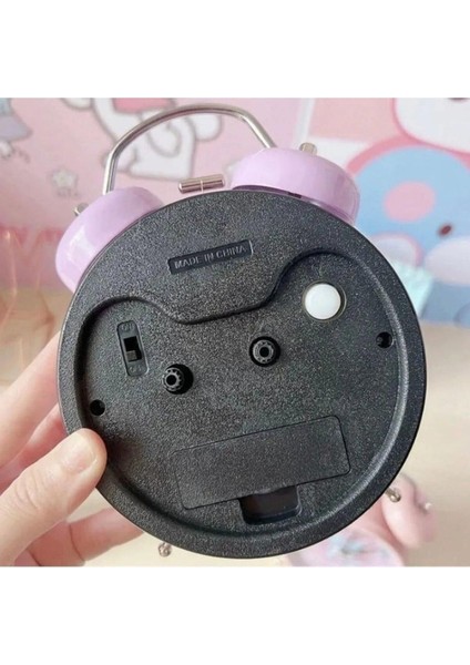Kuromi Desenli Pilli Nostaljik Çalar Saat Masa Saati