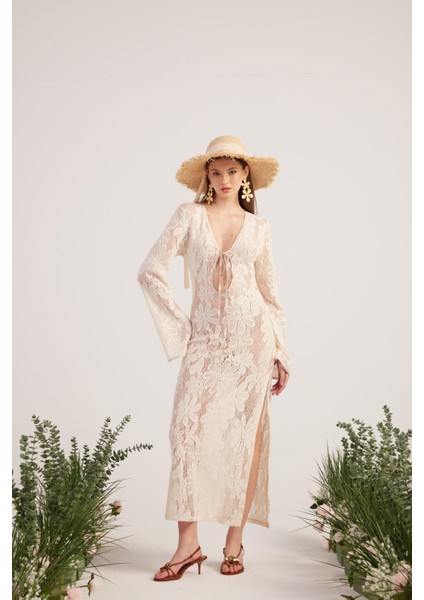 Çiçek Motifli Uzun Zeya Triko Elbise Bej