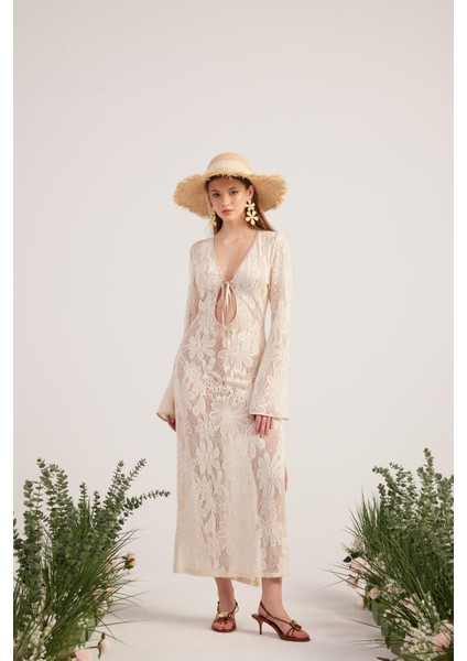 Çiçek Motifli Uzun Zeya Triko Elbise Bej fırsatları