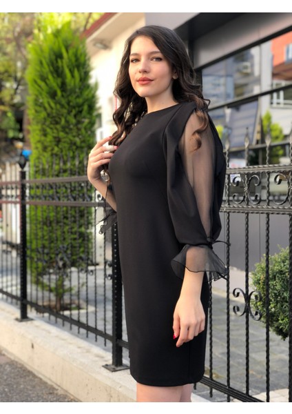 Kadın Kolları Organze Elbise