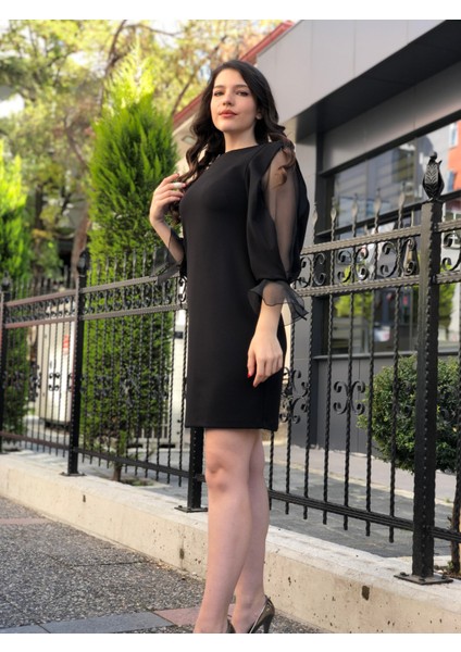 Kadın Kolları Organze Elbise