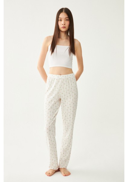 Kadın Ekru Çıtır Çiçek Desenli Baby Overlok Tek Pijama Pantolon