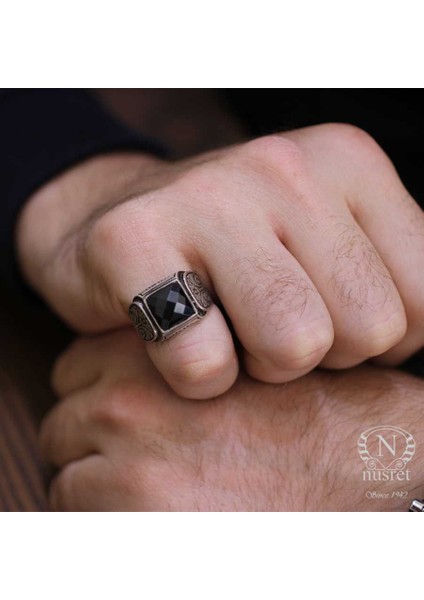 925 Ayar Gümüş Oniks Taşlı Kare Erkek Yüzük indirimleri