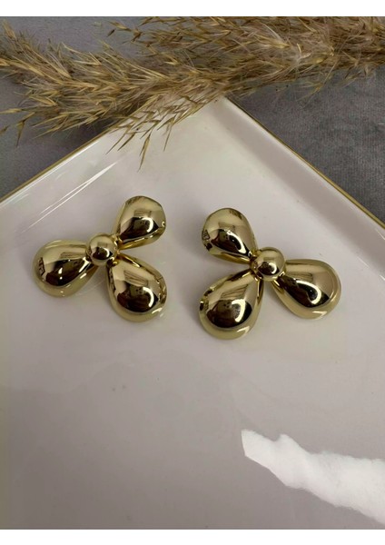 Marka Model Küpe Gold Renk
