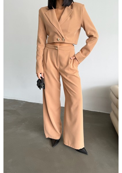 Crop Ceket - Pantolon Takım Gold Düğme Detaylı - Kahverengi