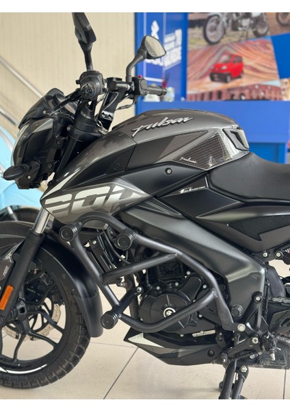 Bajaj Pulsar NS200 Özel Yapım Mat Siyah 6 Takozlu Koruma Demiri