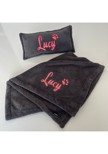 Luxury Isme Özel Füme Kedi Köpek Yatağı Örtüsü Battaniyesi ve Yastık Antrasit Gri - Neon Pembe Isimli Nakış 1 Adet