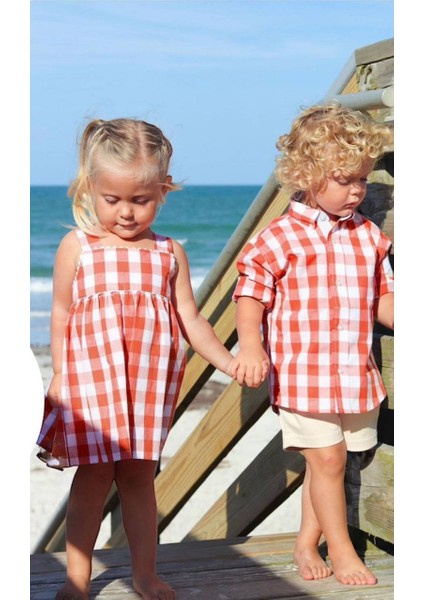 Kırmızı Ekoseli Gömlek ve Krem Şort Takım fiyatları