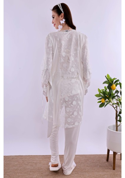 Ekru Dantelli Sabahlık Pijama Takımı BYL211252