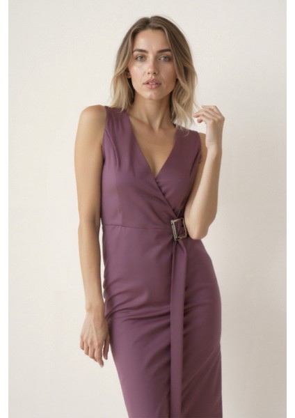 Önü Tokalı V Yaka Saten Elbise indirimleri