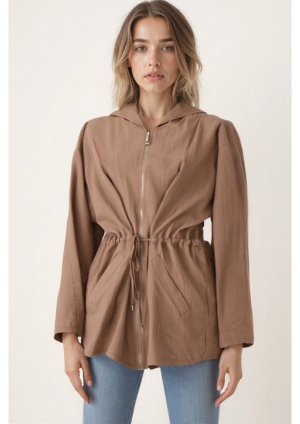 Kapüşonlu Beli Büzgülü Fermuarlı Ince Ceket fiyatları