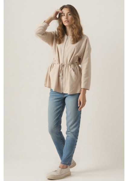 Kapüşonlu Beli Büzgülü Fermuarlı Ince Ceket fiyatları