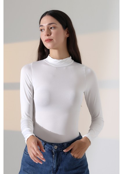 Mikro Yarım Balıkçı Yaka Uzun Kol Altı Külotlu ve Çıt Çıtlı Basic Kadın Bodysuit 21942 Ekru