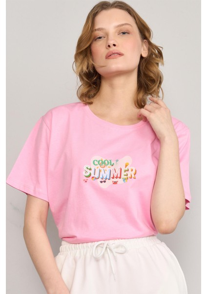 Çetinkaya Fithit 8493 Bayan Bisiklet Yaka 30/1 Compact Penye Süprem Baskılı T-Shirt Pembe