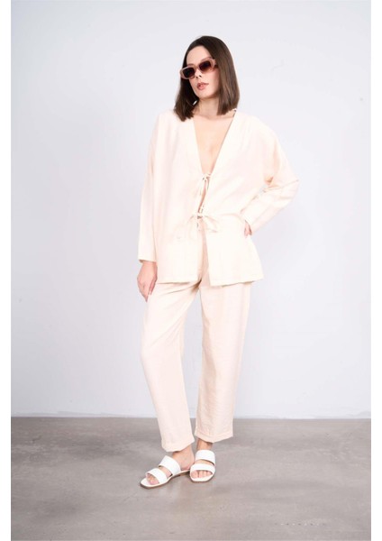 Çetinkaya Fithit 5182 Kadın Bağcıklı Rossi Kimono Ceket Bej