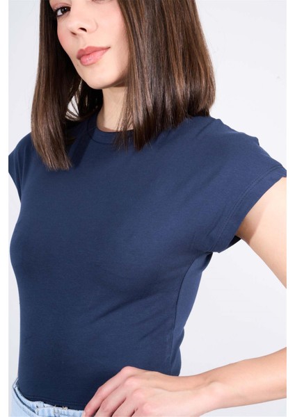 Çetinkaya Fithit 3266A Bayan Bisiklet Yaka 30/1 Likralı Süprem Crop T-Shirt Lacivert modelleri