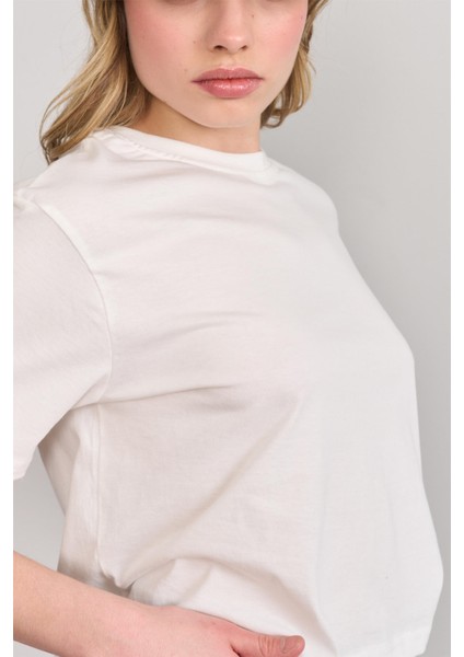 Çetinkaya Fithit 8286 Bayan Bisiklet Yaka 30/1 Compact Penye Süprem Crop T-Shirt Krem modelleri