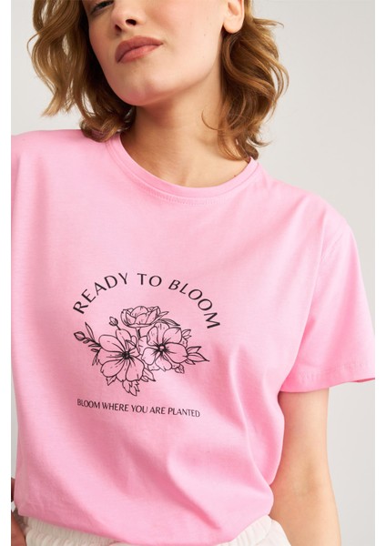 Çetinkaya Fithit 8497 Bayan Bisiklet Yaka 30/1 Compact Penye Süprem Baskılı T-Shirt Pembe modelleri