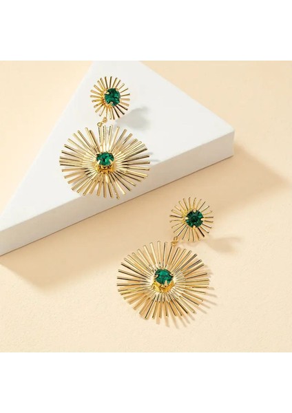 Çivilerle Kaplı Yeşil Taşlı Kaın Bohem Tasarım Küpe 1 Çift modelleri