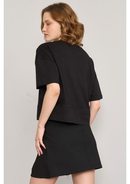 Çetinkaya Fithit 8260 Bayan Bisiklet Yaka 30/1 Penye Süprem Yırtmaçlı Crop T-Shirt Siyah fırsatları