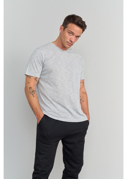 Çetinkaya Mentality 3447 V Yaka Regular T-Shirt Gri fiyatları