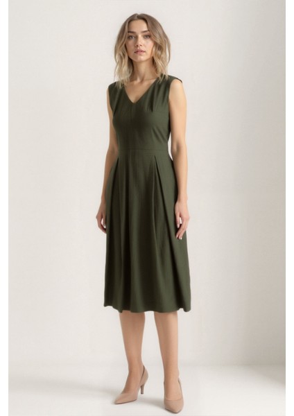 V Yaka Kuşaklı Krinkıl Kumaş Midi Elbise fiyatları