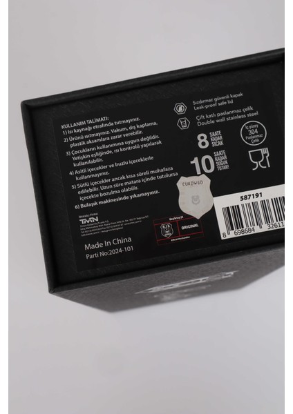 Dekomus Ile Lisanslı Beşiktaş 650 ml Bardaklı Çelik Termos "özel Kutulu Comfort Kalem Hediyeli"