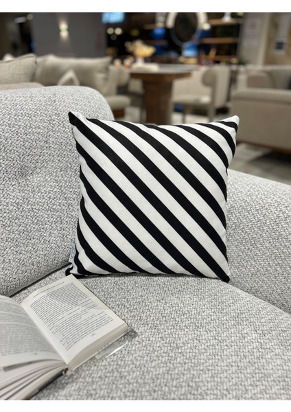 1 Adet Kırlent Kılıfı Dijital Baskı 43 x 43 cm Siyah Beyaz Fermuarlı