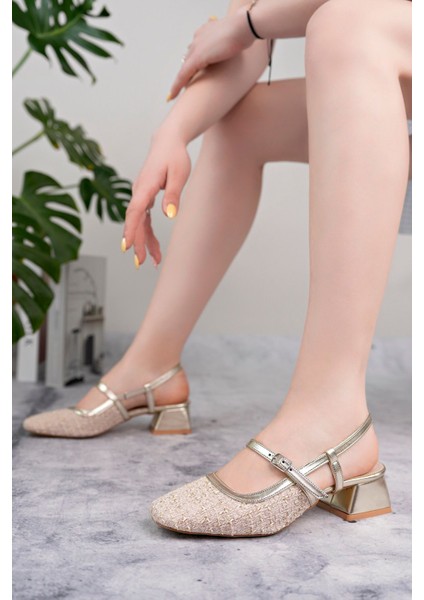 Kadın Mary Jane Gold Altın Rengi Arkası Açık Kare Burunlu Baretli Kısa Blok Topuklu Tüvit Ayakkabı modelleri
