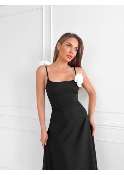 Askısında Rose Detail Elbise fiyatları