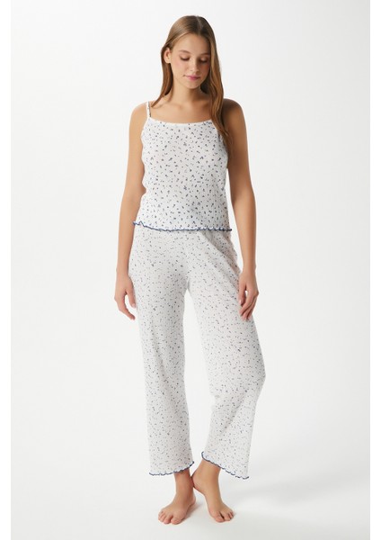Kadın June Askılı Mavi Minik Çiçekli Alt Üst Pijama Takımı