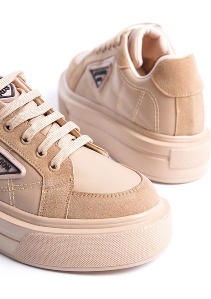 Prag Bağcıklı Ortopedik Taban Desenli Kadın Sneaker Spor Ayakkabı Tt - Ten