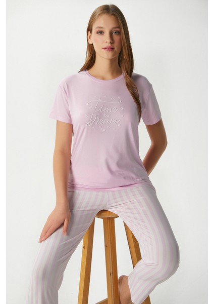 Kadın Time Yumuşak Doku Pembe Çizgili Bisiklet Yaka Kısa Kollu Alt Üst Pijama Takımı
