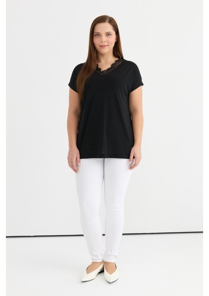 Büyük Beden Düşük Kol Yakası Dantelli Penye Bluz modelleri