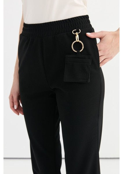 Ufak Cep Aksesuarlı Paçası Dikişli Pantolon fırsatları