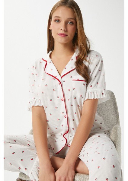 Kadın Fırfırlı Kiraz Ön Düğmeli Kısa Kol Alt Üst Pijama Takımı