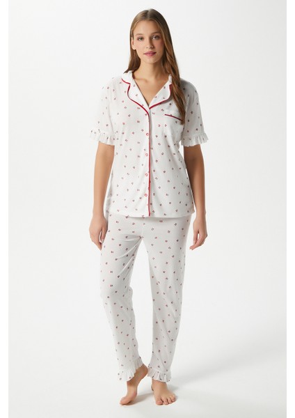 Kadın Fırfırlı Kiraz Ön Düğmeli Kısa Kol Alt Üst Pijama Takımı