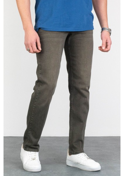 Erkek Çam Yeşili Regular Fit Rahat Kesim Esnek Likralı Denim Jeans Kot Pantolon HLTHE001915