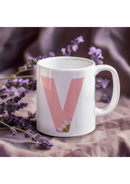 Kişiye Özel V Harfli Pembe Çiçekli Kupa Bardak - Baş Harfe Özel Porselen Mug 300 Ml