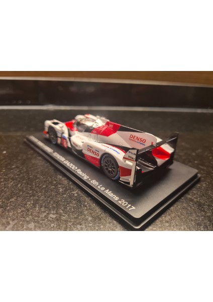 1/43 Toyota TS050 Hybrid 2017 Le Mans Buemi - Davidson​ fırsatları