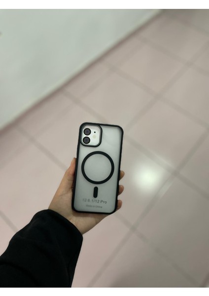 Apple iPhone 12 / 12 Pro Uyumlu Magsafe Destekli Buz Cam Tasarımlı Telefon Kılıfı