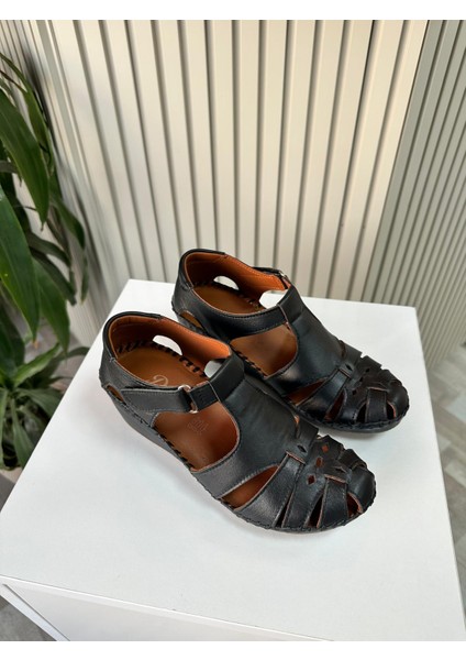 Sahra Deri Önü Kapalı Kadın Sandalet indirimleri