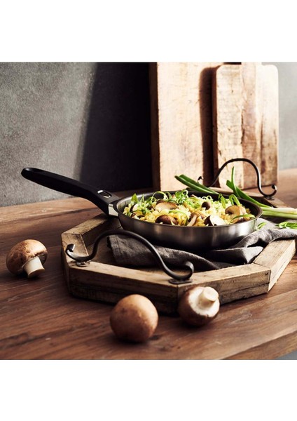 Pesaro Kızartma Tavası, 2'li Set, Yapışmaz Kaplama, Paslanmaz Çelik, Indüksiyon Uyumlu fırsatları