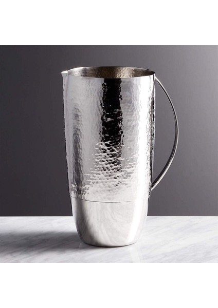 Graham 82 Oz. Çekiçlenmiş Metal Sürahi, Şıklığın Zirvesi