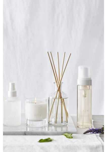 Sakin Aromaterapi Mumu Ardıç, Adaçayı ve Ylang Ylang Notaları