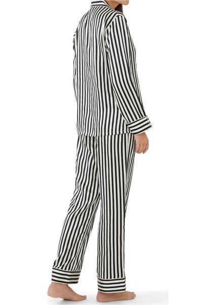 Şık Lila Çizgili Ipek Pijama Takımı