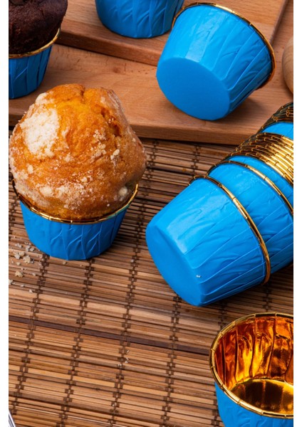 Mavi Parlak Karton 25'Li Kek Kalıbı Kenarı Gold Kaplama Fırında Dağılmayan 6.5X4 cm Muffin Cupcake fırsatları