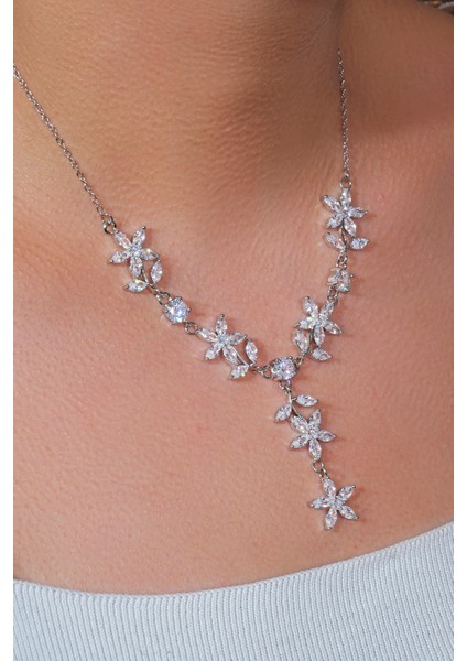 Kadın Zirkon Taşlı Ikili Set Kolye Küpe Silver Çiçek Model fiyatları